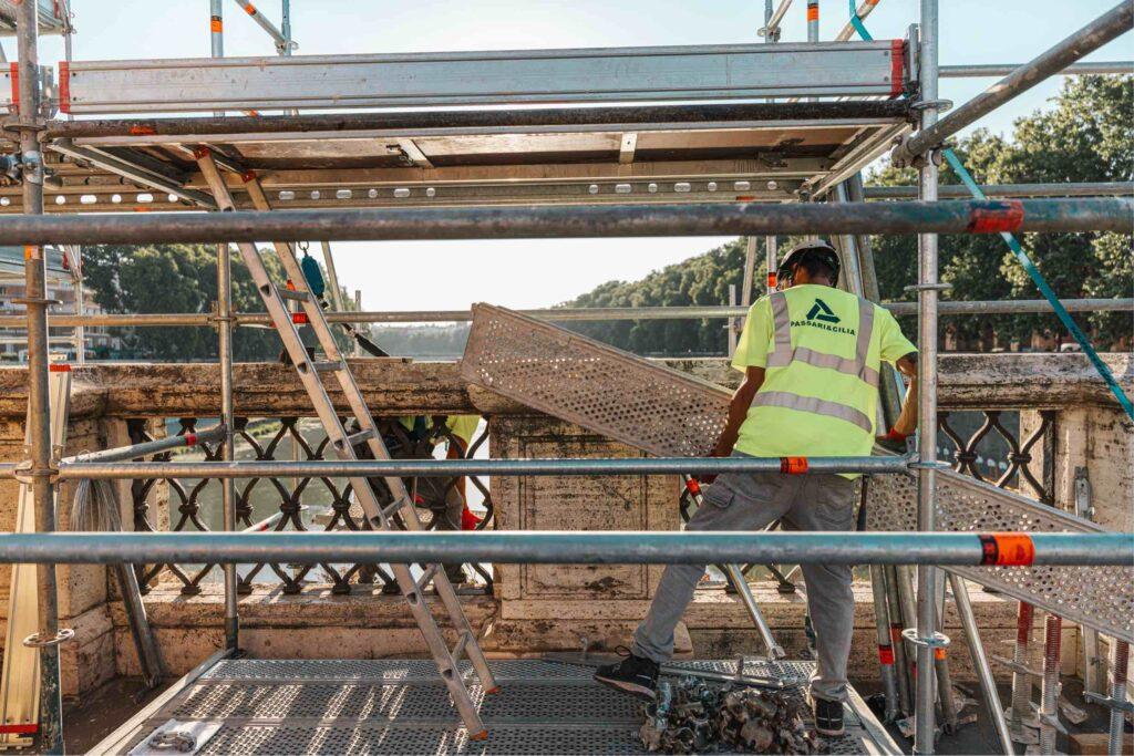 Passari&Cilia_Ponte Sant'Angelo_Restauro statue