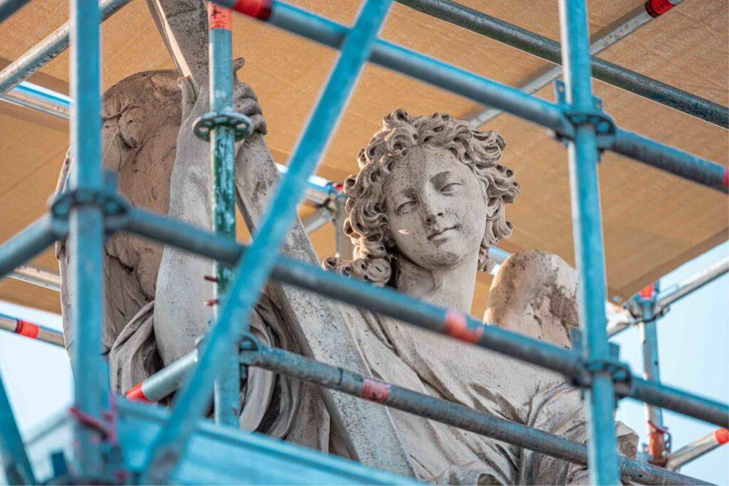 Passari&Cilia_Ponte Sant'Angelo_Restauro statue